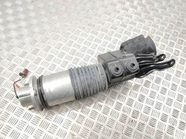 Audi E-tron GT Etu-ilmatuki OEM 9J1616037E image 5