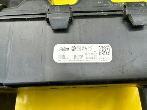 OEM 9830070780 Dessicateur AC pour Peugeot 208 II Électrique image 3