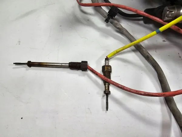 Renault Talisman 2.0 d Sonde NOx OEM 208A06625 image 5