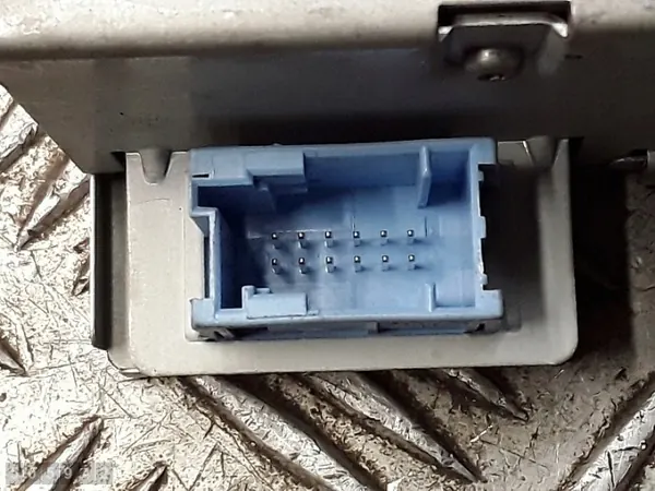 Peugeot CD-wisselaar OEM 9663912577 - Gebruikt image 3