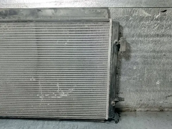 Radiador de agua VW Caddy II 1.6 B image 2