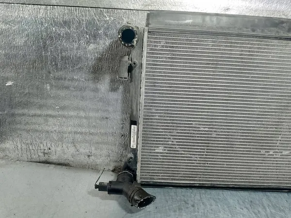 Radiador de agua VW Caddy II 1.6 B image 3