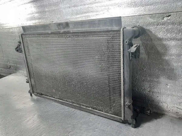 Radiador de agua VW Caddy II 1.6 B image 5