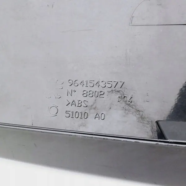 Spoiler Arrière Peugeot 206 Kombi image 4