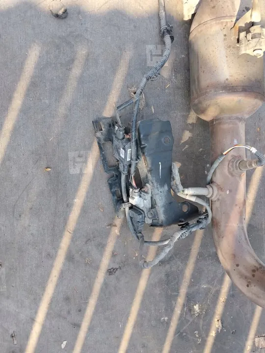 OEM 20010688P Käytetty Pakoputki Renault Masterille image 6
