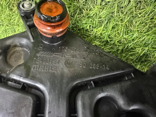 Séparateur d'huile Mercedes OEM A1760780600 S-Class W222 image 5