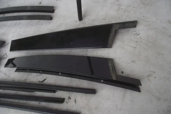 Molduras BMW E46 Shadowline - Negro Sedán OEM image 3
