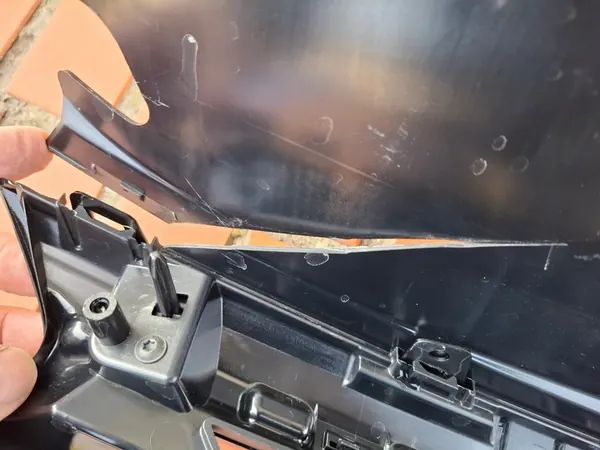 Grille Front Bumper Renault KADJAR 2016-19 OEM 623108789R image 7