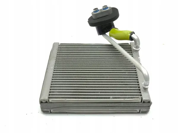 Radiador aquecimento ar condicionado Kia Stonic 2022 OEM AMD178589 image 2