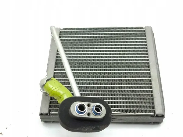 Radiador aquecimento ar condicionado Kia Stonic 2022 OEM AMD178589 image 6