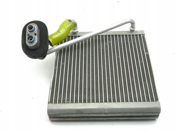Radiador aquecimento ar condicionado Kia Stonic 2022 OEM AMD178589 image 7