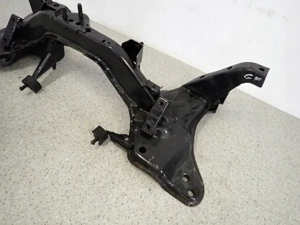 Mazda 626 GF GW 97- framhjulsupphängningsbalk OEM image 4