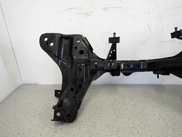 Mazda 626 GF GW 97- framhjulsupphängningsbalk OEM image 5