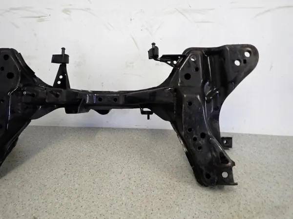 Mazda 626 GF GW 97- framhjulsupphängningsbalk OEM image 6