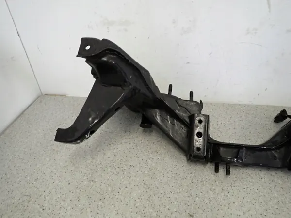 Mazda 626 GF GW 97- framhjulsupphängningsbalk OEM image 8