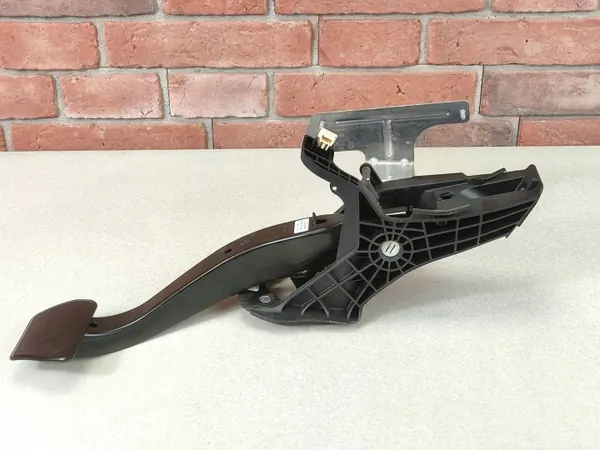 Pédale de frein BMW OEM 6874289 avec capteur image 7