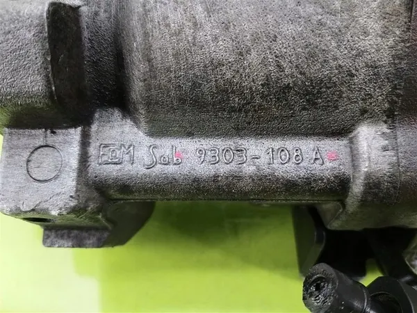 Bomba de combustível Ford Mondeo Mk3 2000-2007 2.0 TDCI OEM 9303108A image 3