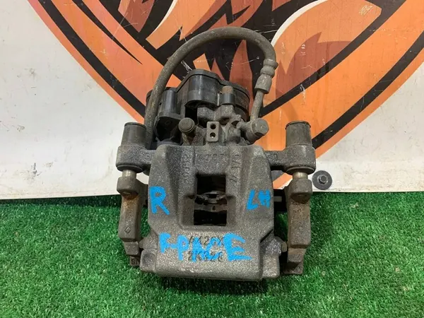 Vasen takajarrusatula Jaguar F-Pace X761 GX73-2B512AA image 4