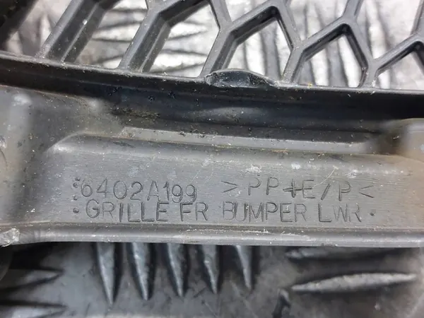Griglia Paraurti Anteriore Mitsubishi Outlander II 6402A199 image 3