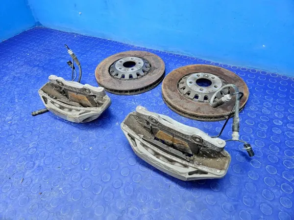 Audi E-Tron 55 voorremklauwen OEM 4KE615105T image 6