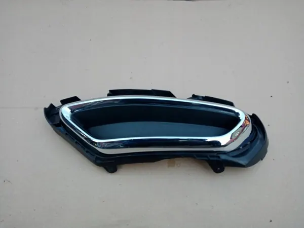 OEM 3G0807056B Punta de escape derecha VW Passat B8 image 2
