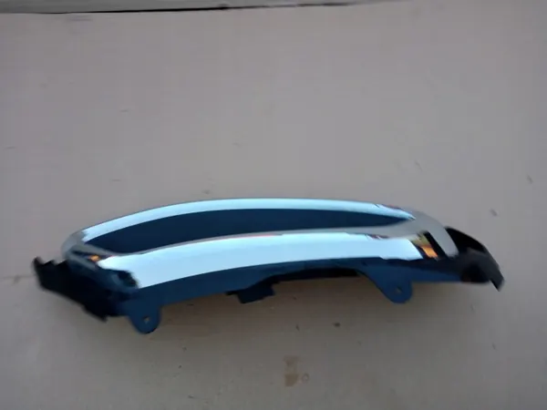 OEM 3G0807056B Punta de escape derecha VW Passat B8 image 3