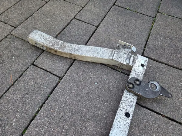 Jäähdyttimen Tuki OPEL CORSA E 39015406 image 8