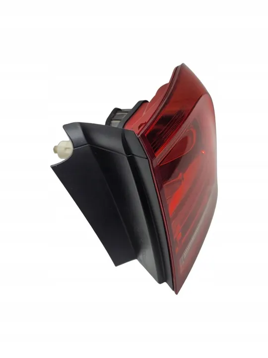 Luz Trasera Derecha VW Touareg II 7P image 4