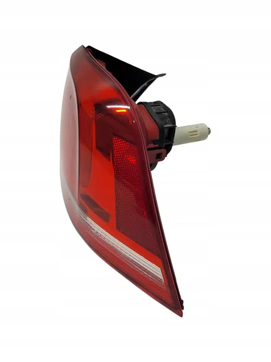 Luz Trasera Derecha VW Touareg II 7P image 5