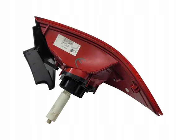 Luz Trasera Derecha VW Touareg II 7P image 6