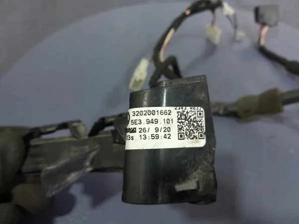 SINAL DE VIRADA FRONTAL ESQUERDO SKODA OCTAVIA IV 5E3949101 image 5