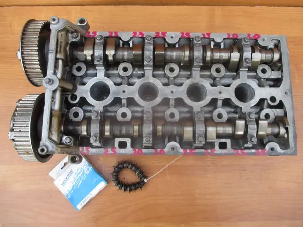 Arbre à cames échappement OEM 55353288 Opel Astra H image 10