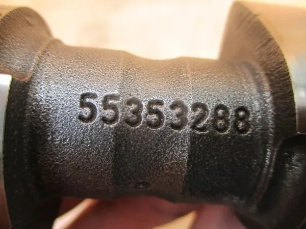 Arbre à cames échappement OEM 55353288 Opel Astra H image 3