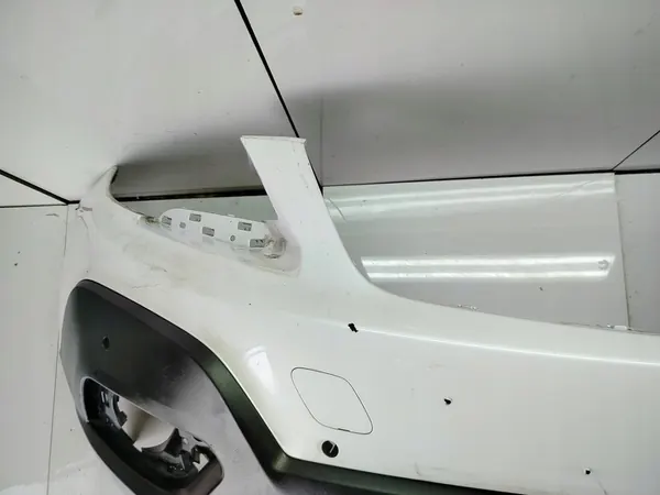 Parachoques delantero Opel Mokka I 12-16 sin limpiaparabrisas 95350353 image 2