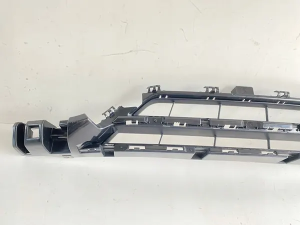 Griglia centrale paraurti anteriore BMW 2 F22 F23 image 3