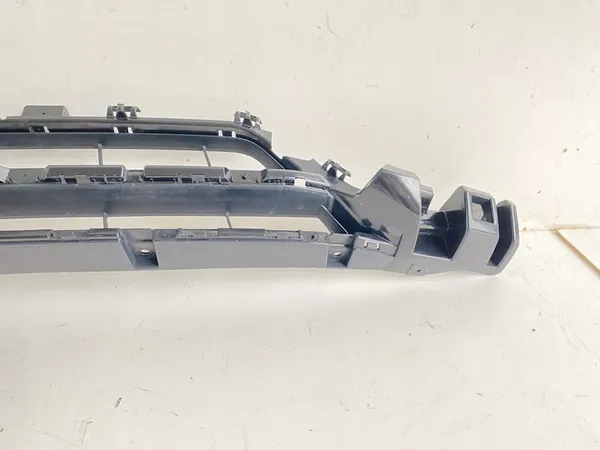 Griglia centrale paraurti anteriore BMW 2 F22 F23 image 6