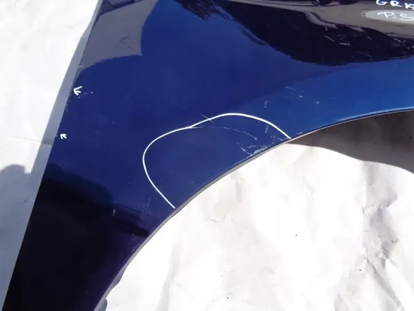 Volkswagen OE Framskärm Höger 5K6821022A image 3