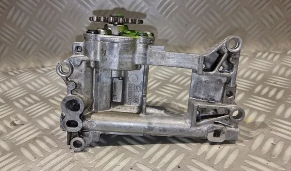 Pompe à huile BMW OEM 2247212 pour moteur 3.0 D M57 image 8
