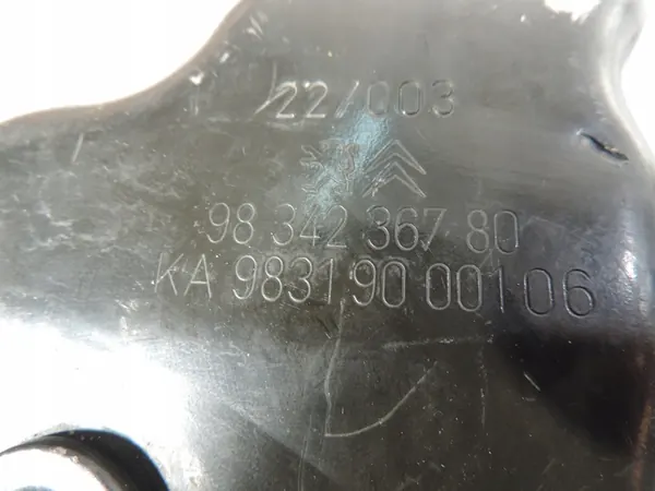 OPEL CROSSLAND CORSA F 1.2 VTI Oljepanna 9834236780 image 6