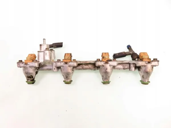 Carril de inyectores Ford Mondeo MK1 OEM 938F-9D280-AA image 2