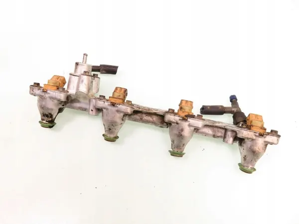 Carril de inyectores Ford Mondeo MK1 OEM 938F-9D280-AA image 6