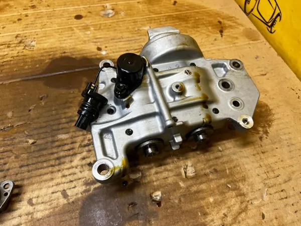 Oliepomp Toyota RAV4 V 2.5 Hybride OEM XA25A image 7
