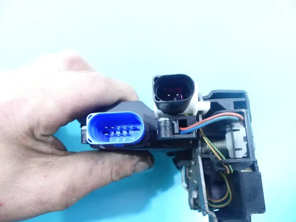 Rechtes Vorderes Schloss 11 Pin Porsche Cayenne I image 6