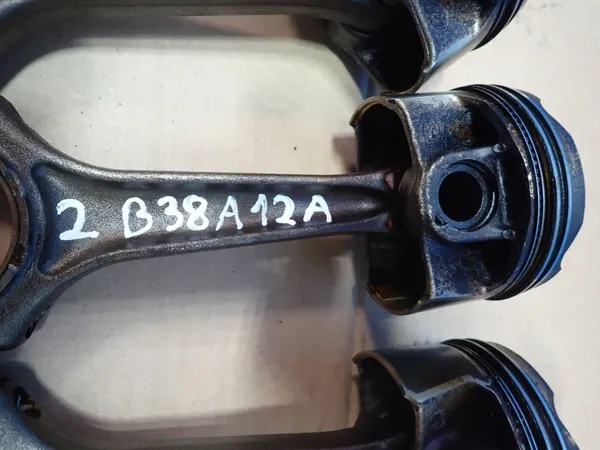 Piston avec Bielle pour Mini Cooper F55 1.2T d'occasion image 6