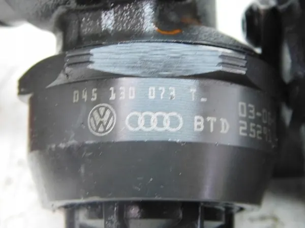 VW AUDI 1.4 TDI AMF Bränslepump OEM 045130073T image 7
