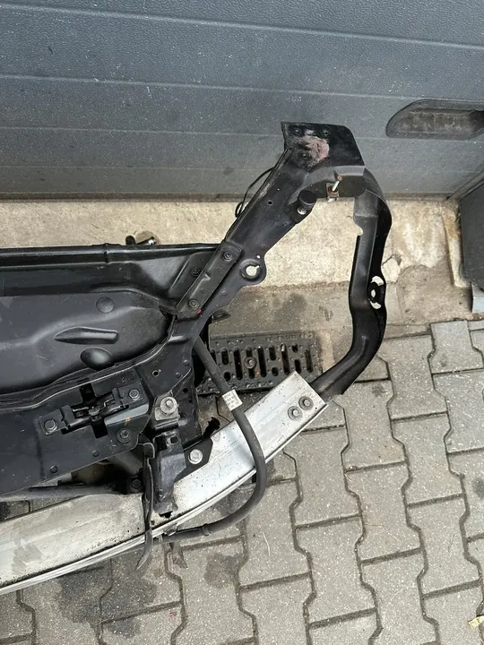 Supporto Radiatore Anteriore Mercedes SL R230, OM273, SL550 image 2