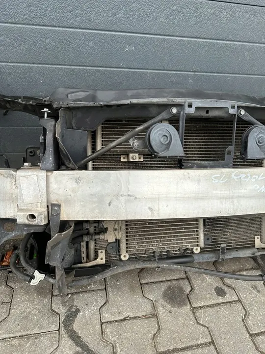 Supporto Radiatore Anteriore Mercedes SL R230, OM273, SL550 image 6