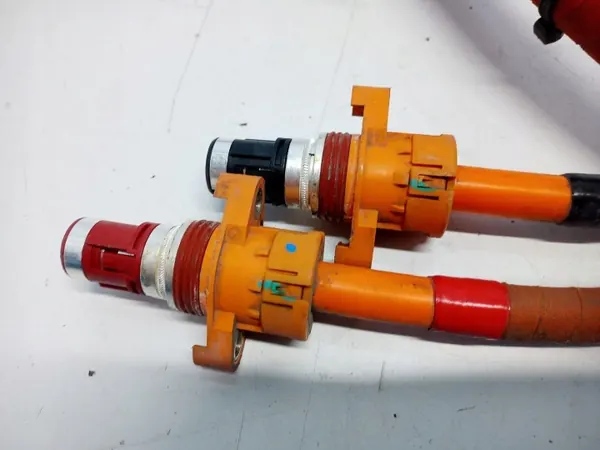Distributeur Haute Tension Tesla OEM 1002600-10-B image 7