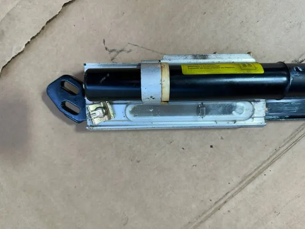 OEM A2308600135 Actionneur de barre anti-roulis gauche image 3