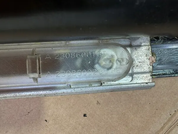 OEM A2308600135 Actionneur de barre anti-roulis gauche image 4